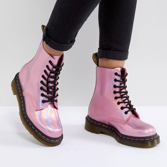 【Dr.Martens】 ★ JOSEF ★ PINK Josef Nubuck leather slide sandals in Powder Pink | Dr. Martens